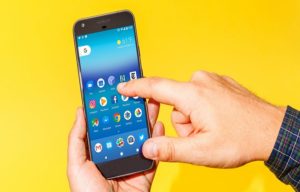 Travel the world with ease by installing the 16 best apps
