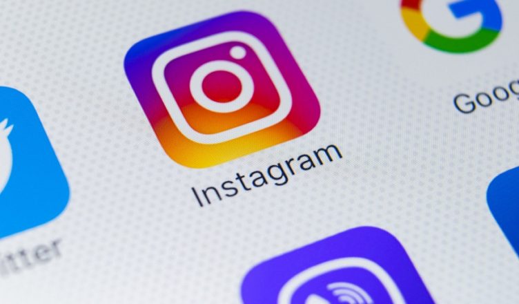 Instagram Growth Hacks to Get More Followers on Your Profile